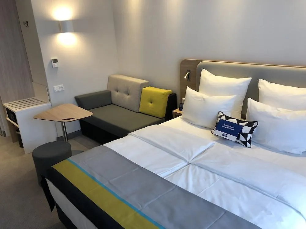 Holiday Inn Express Munich - City East By Ihg Отель