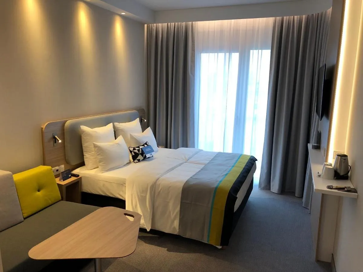 Holiday Inn Express Munich - City East By Ihg Отель