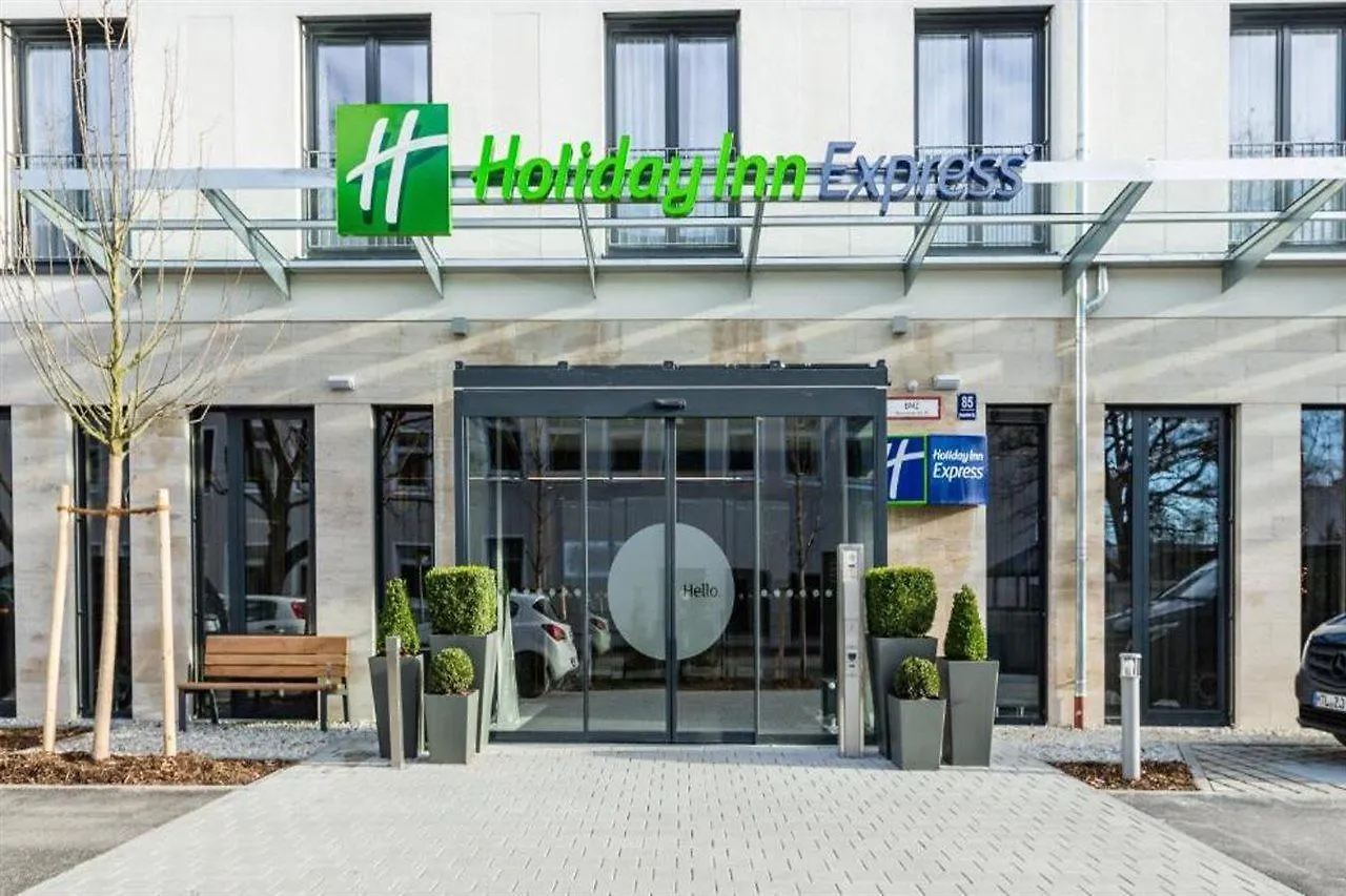 Отель Holiday Inn Express Munich - City East By Ihg