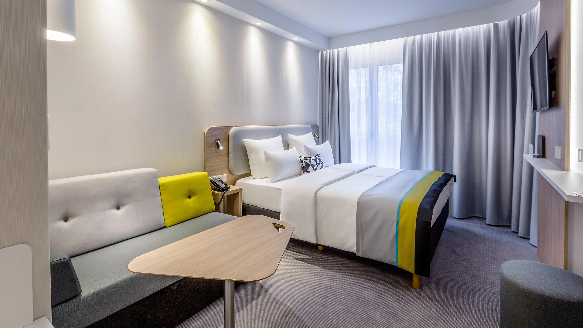 Holiday Inn Express Munich - City East By Ihg 3*,  Германия