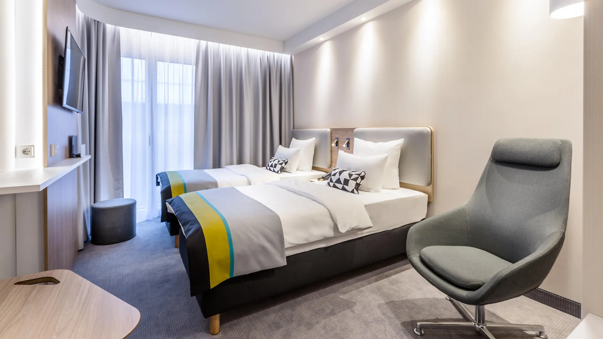 Отель Holiday Inn Express Munich - City East By Ihg