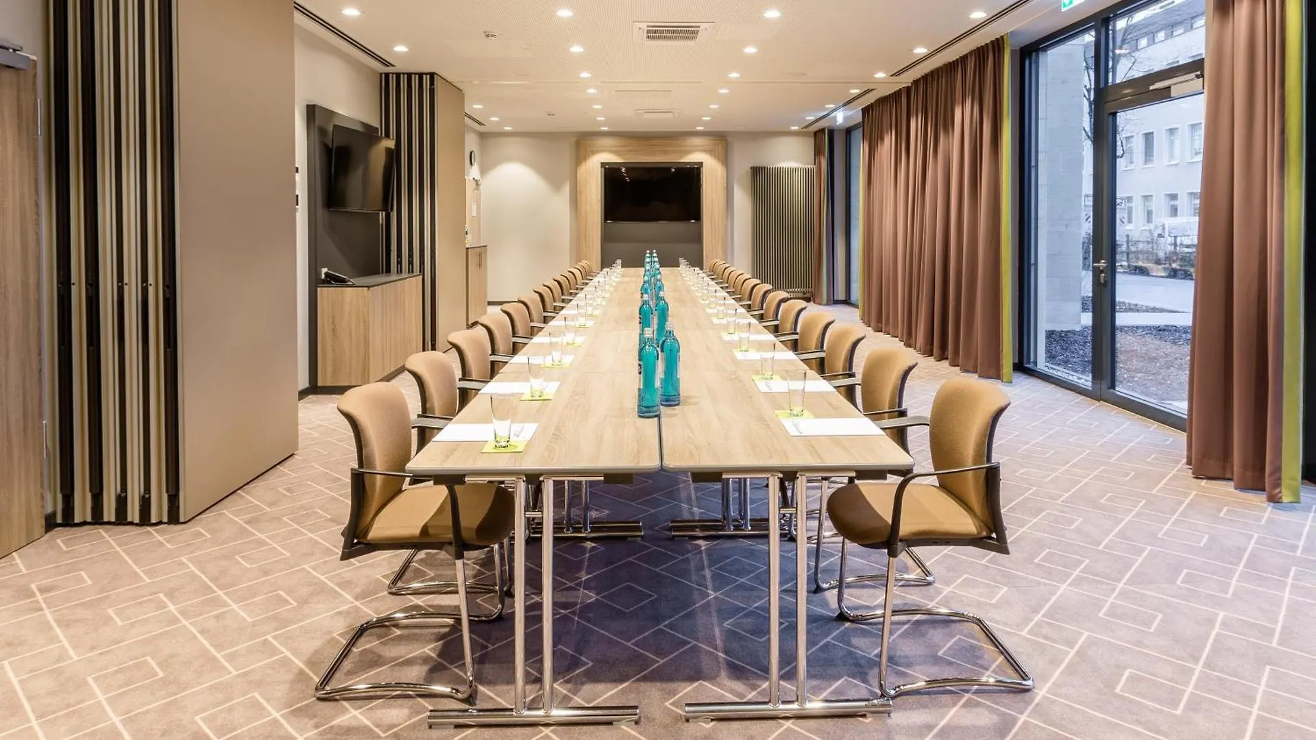 Отель Holiday Inn Express Munich - City East By Ihg